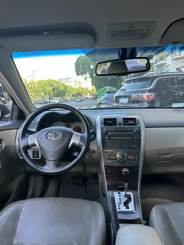 Mira esta publicación de Toyota Corolla 2013 en Motordil