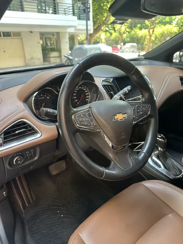 Mira esta publicación de Chevrolet Cruze 2021 en Motordil