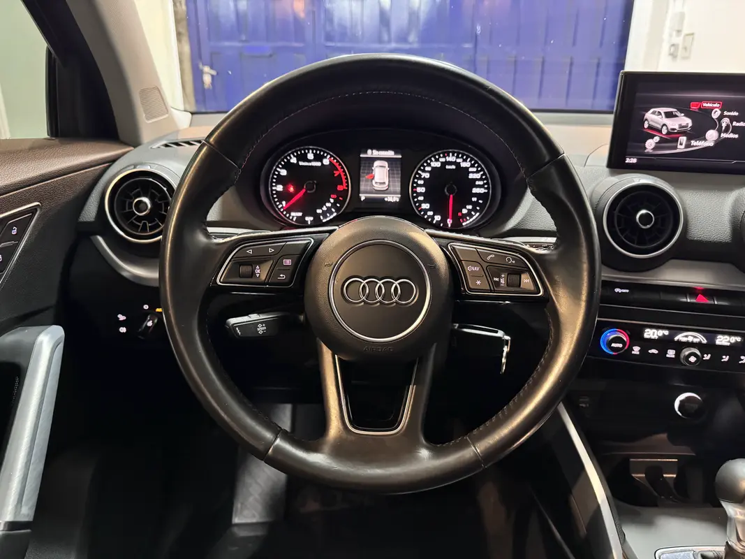 Mira esta publicación de Audi Q2 2017 en Motordil