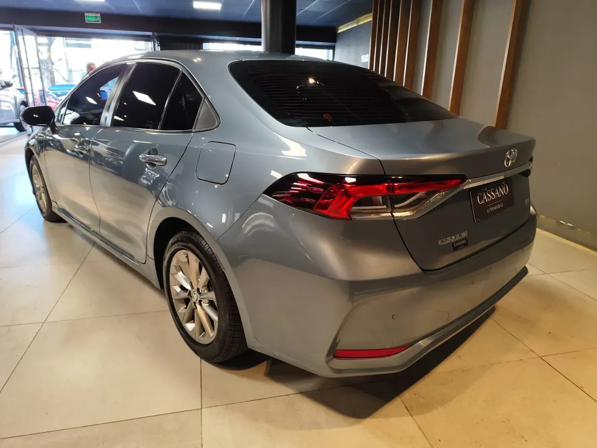 Mira esta publicación de Toyota Corolla 2021 en Motordil