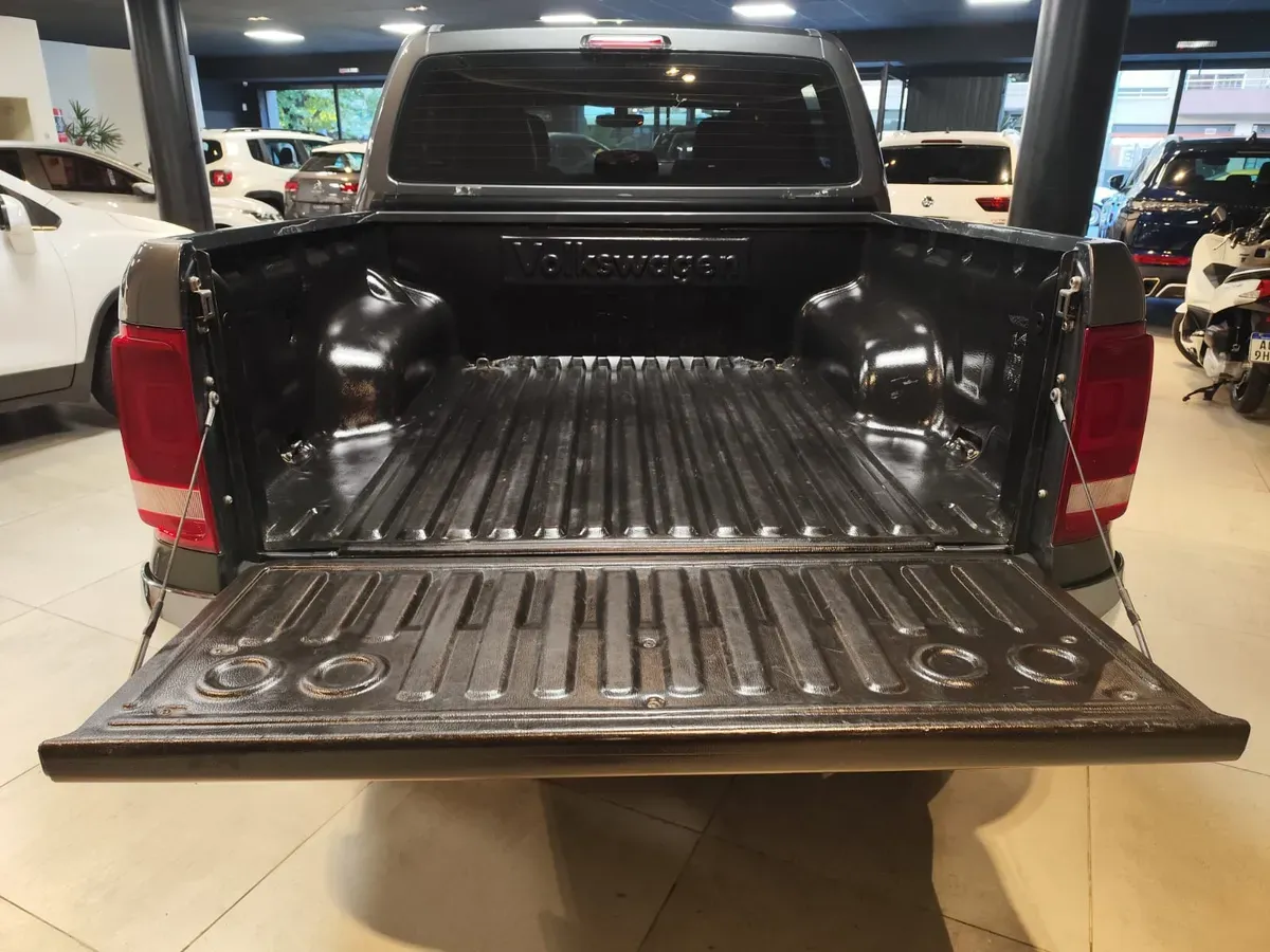 Mira esta publicación de Volkswagen Amarok 2021 en Motordil