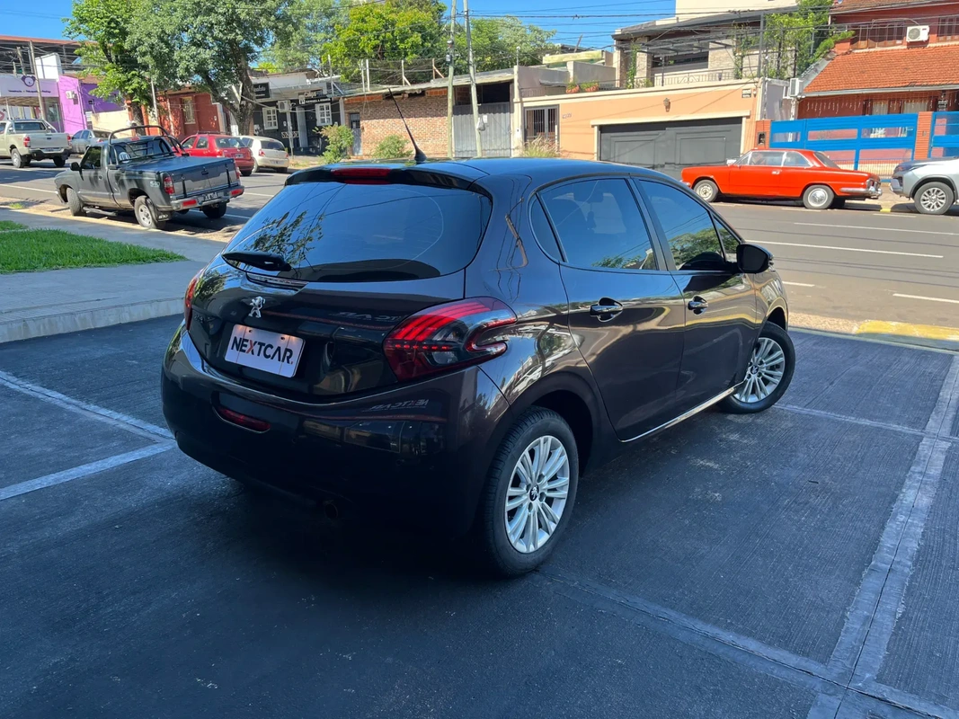Mira esta publicación de Peugeot 208 2020 en Motordil