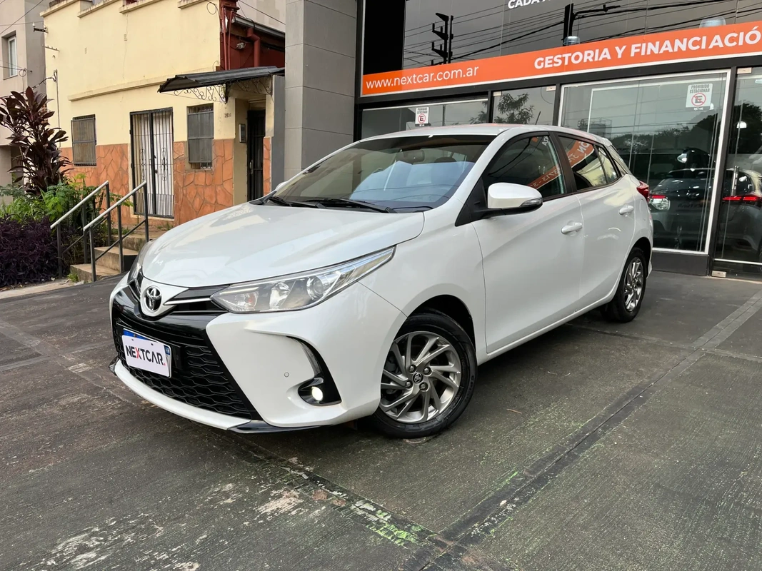 Mira esta publicación de Toyota Yaris 2022 en Motordil