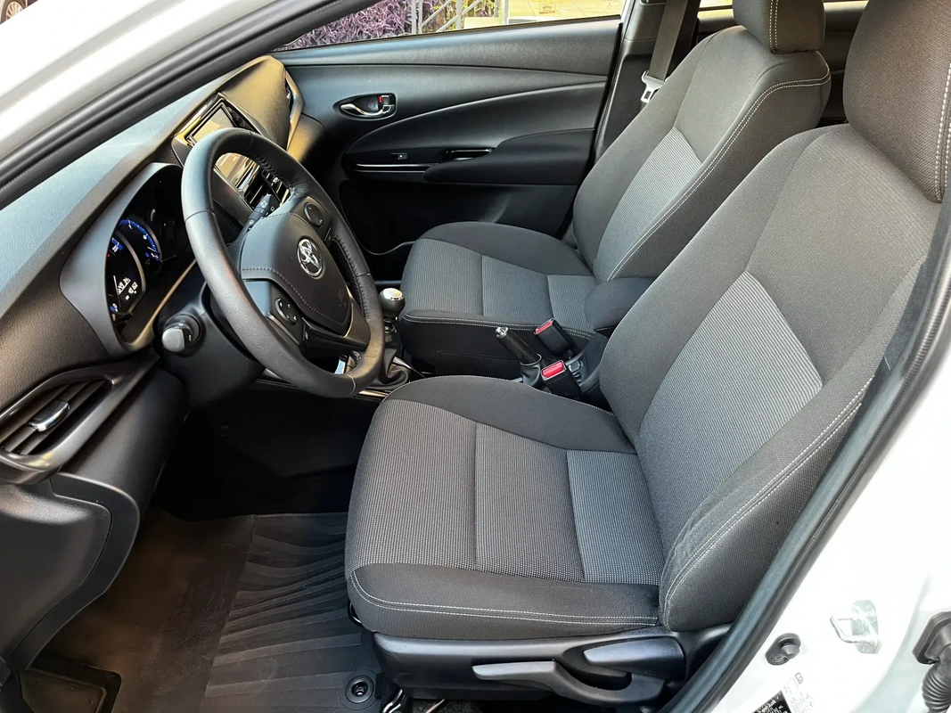 Mira esta publicación de Toyota Yaris 2022 en Motordil