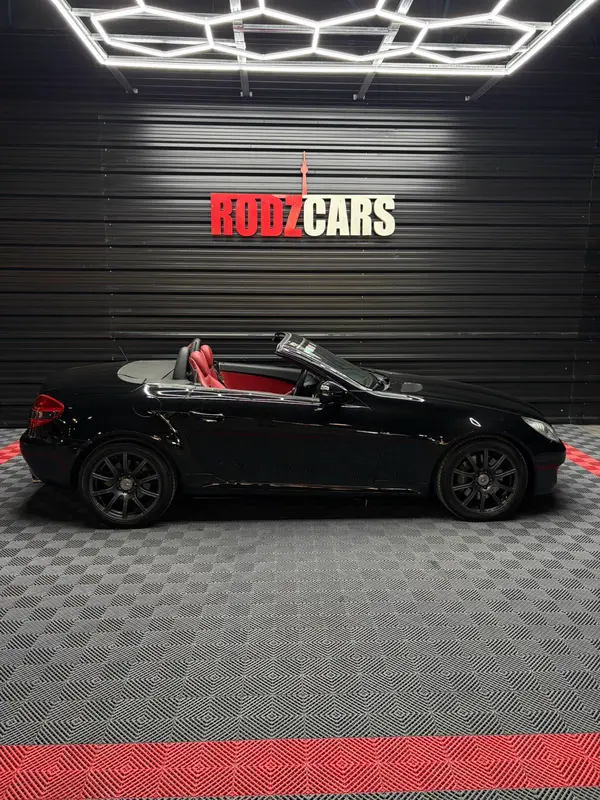 Mira esta publicación de Mercedes Benz SLK 2009 en Motordil