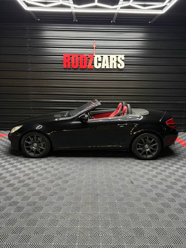 Mira esta publicación de Mercedes Benz SLK 2009 en Motordil