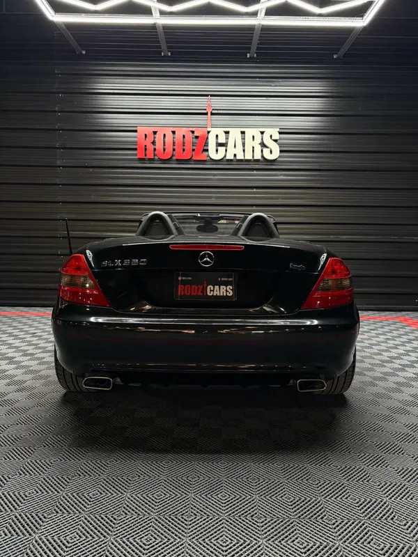 Mira esta publicación de Mercedes Benz SLK 2009 en Motordil