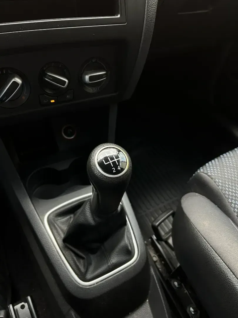 Mira esta publicación de Volkswagen Suran 2013 en Motordil