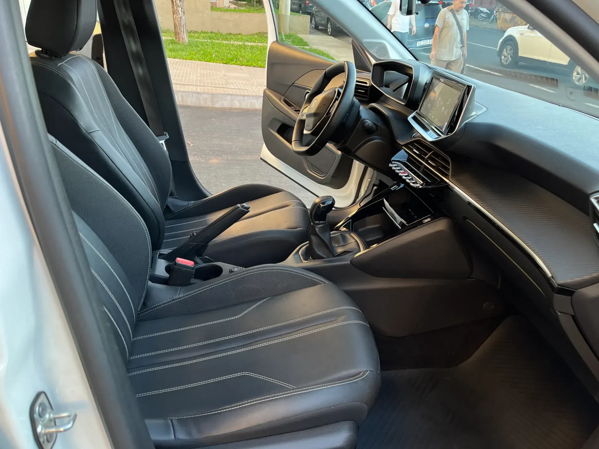 Mirá esta publicación de Peugeot 208