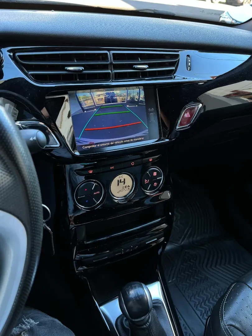 Mira esta publicación de Ds Automobiles DS3 2017 en Motordil