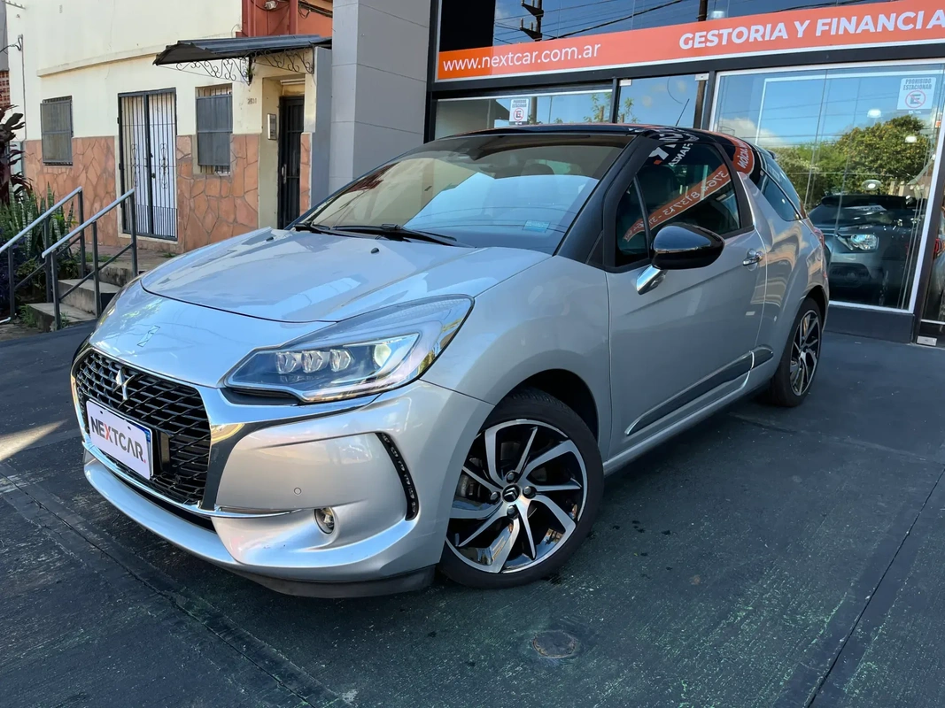 Mira esta publicación de Ds Automobiles DS3 2017 en Motordil