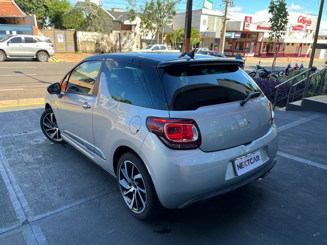 Mira esta publicación de Ds Automobiles DS3 2017 en Motordil