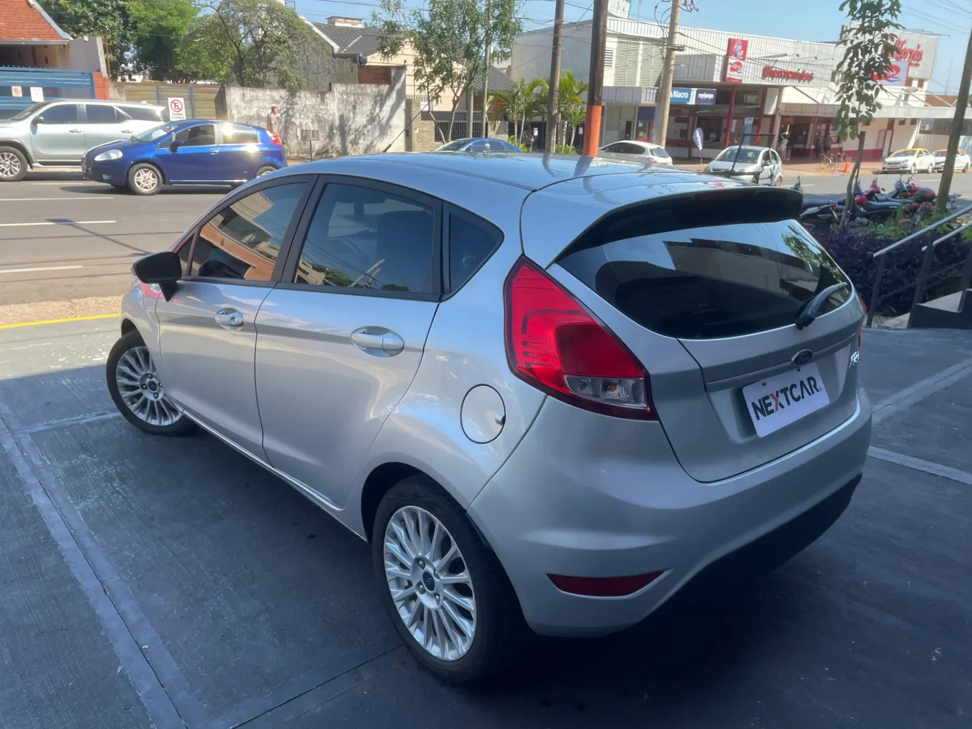 Mira esta publicación de Ford Fiesta 2014 en Motordil