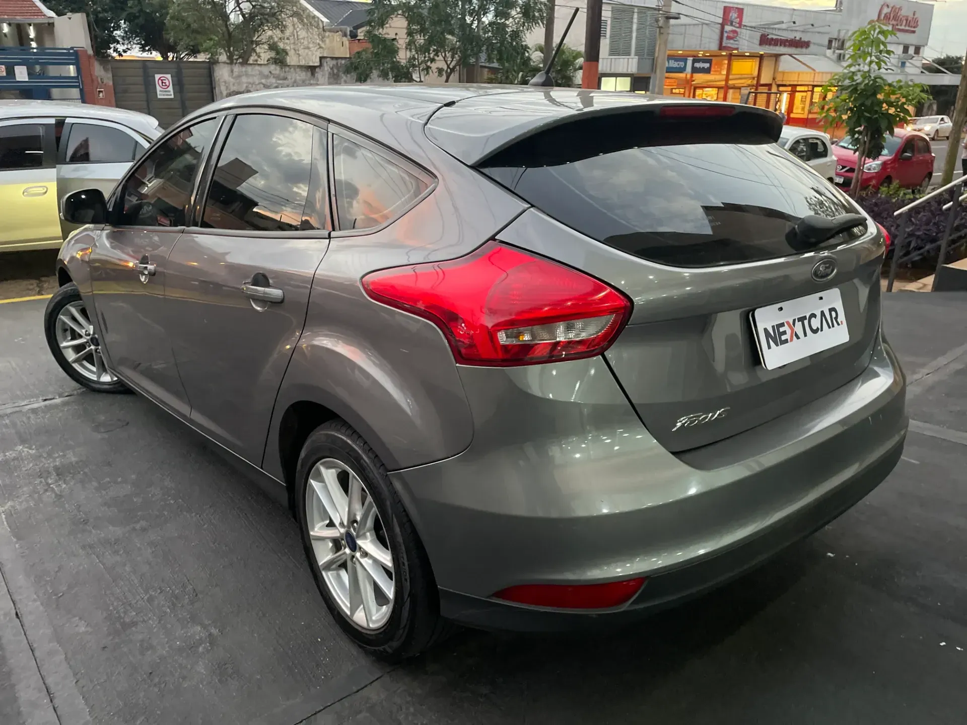 Mira esta publicación de Ford Focus 2019 en Motordil