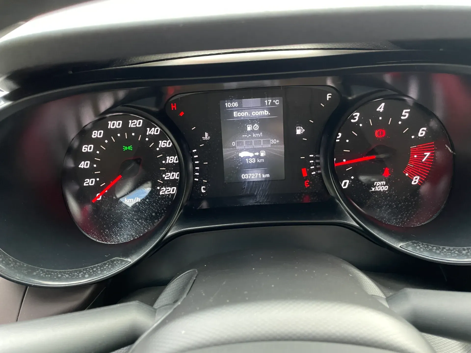 Mira esta publicación de Fiat Cronos 2023 en Motordil