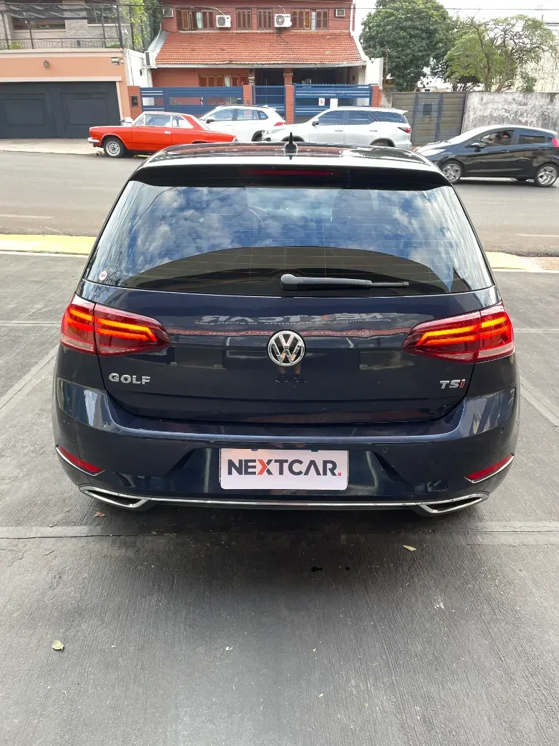 Mira esta publicación de Volkswagen Golf 2018 en Motordil