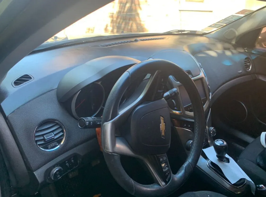 Mira esta publicación de Chevrolet Cruze 2015 en Motordil