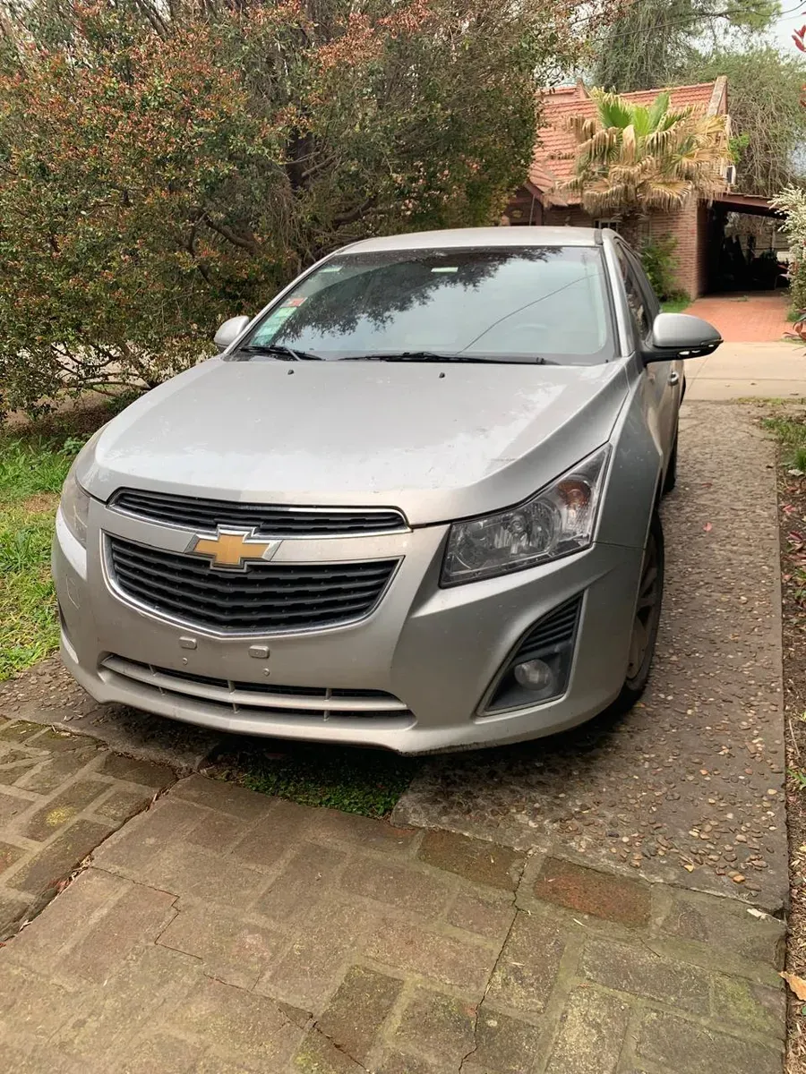 Mira esta publicación de Chevrolet Cruze 2015 en Motordil