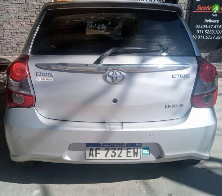 Mira esta publicación de Toyota Etios 2023 en Motordil