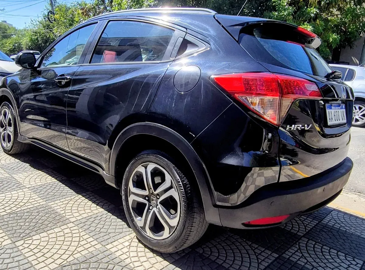 Mira esta publicación de Honda HRV 2016 en Motordil