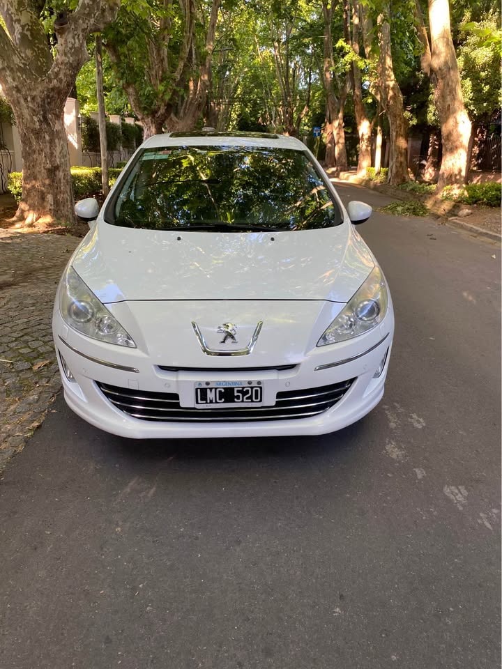 Mira esta publicación de Peugeot 408 2012 en Motordil