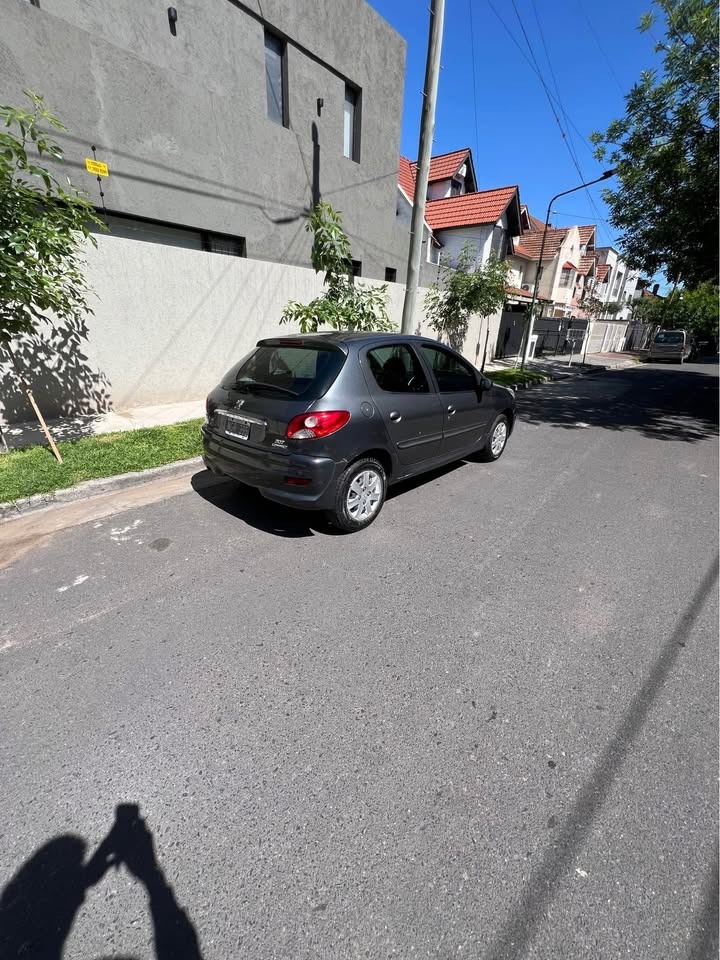 Mira esta publicación de Peugeot 207 2013 en Motordil