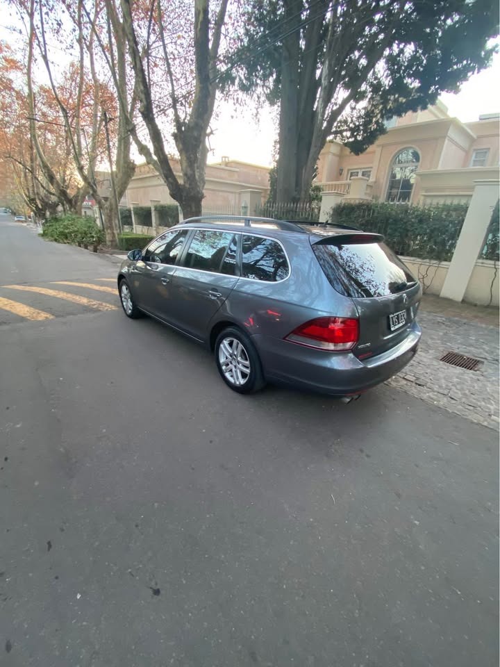 Mira esta publicación de Volkswagen Vento 2012 en Motordil