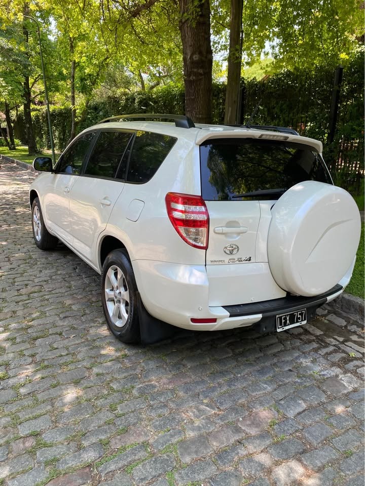 Mira esta publicación de Toyota RAV4 2012 en Motordil