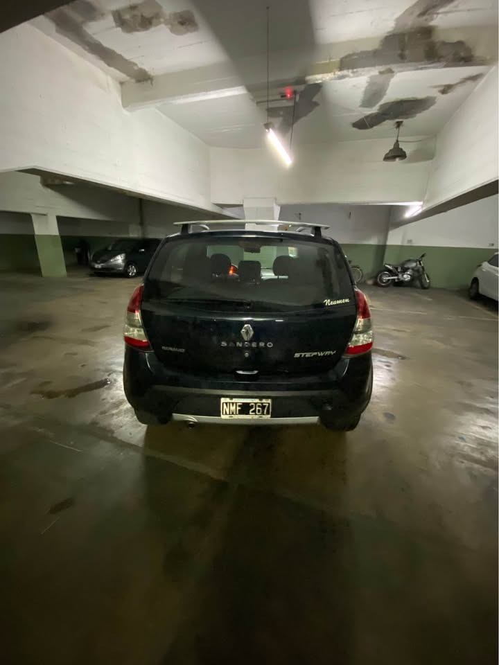 Mira esta publicación de Renault Sandero 2014 en Motordil