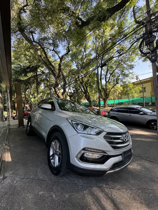Mira esta publicación de Hyundai Santa Fe 2017 en Motordil