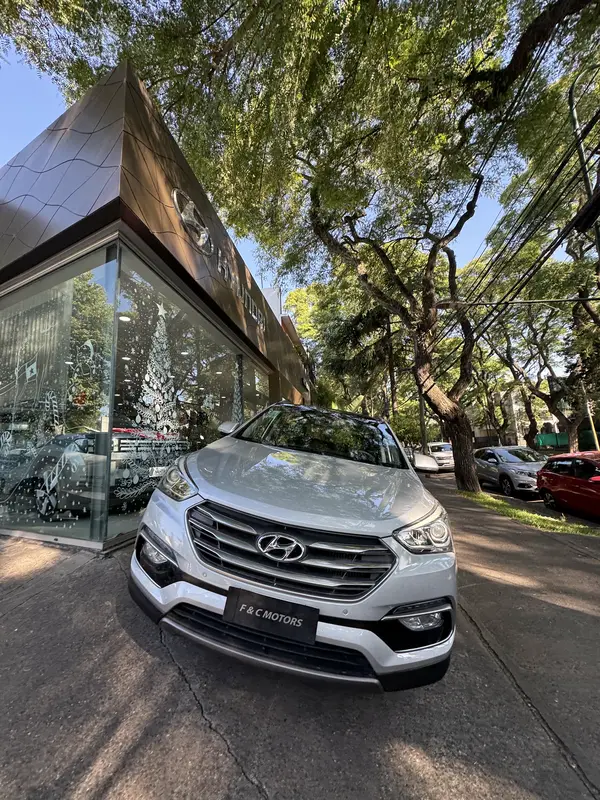 Mira esta publicación de Hyundai Santa Fe 2017 en Motordil