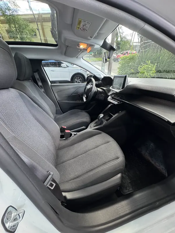 Mirá esta publicación de Peugeot 208