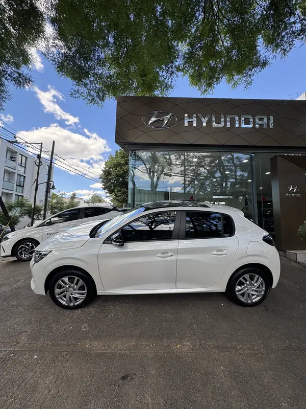 Mirá esta publicación de Peugeot 208