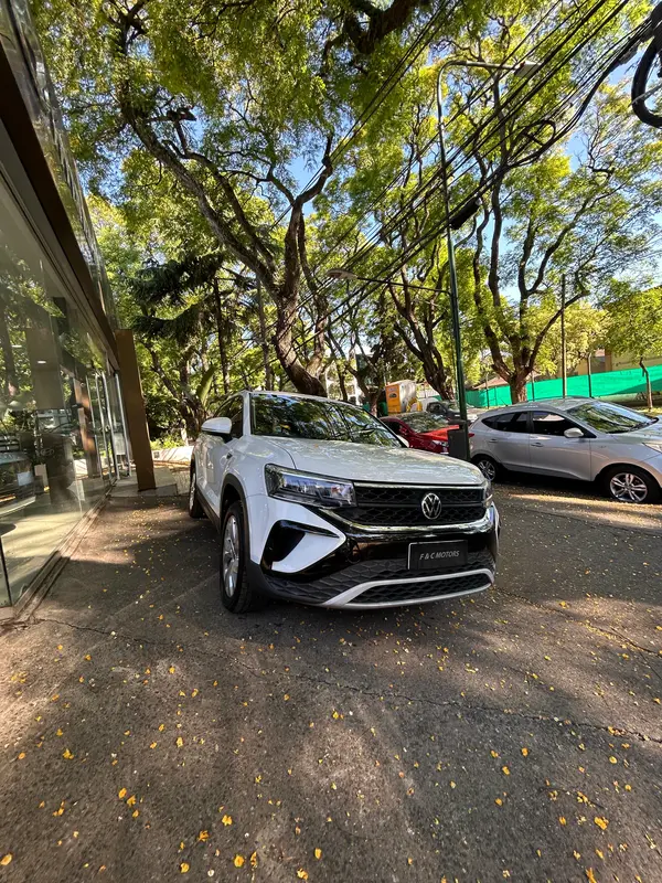 Mira esta publicación de Volkswagen Taos 2022 en Motordil