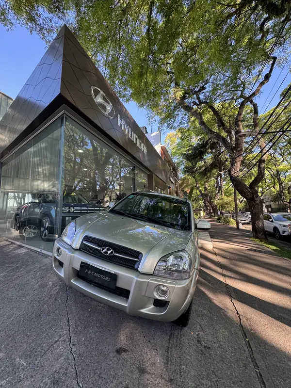 Mira esta publicación de Hyundai Tucson 2008 en Motordil