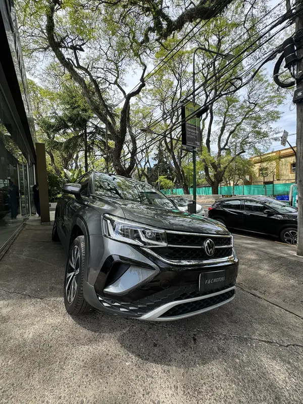 Mira esta publicación de Volkswagen Taos 2022 en Motordil