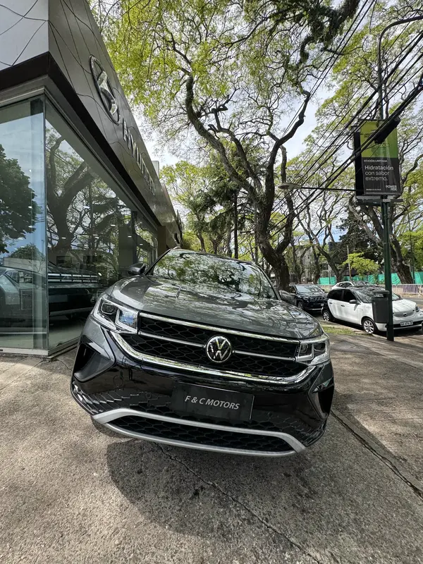 Mira esta publicación de Volkswagen Taos 2022 en Motordil