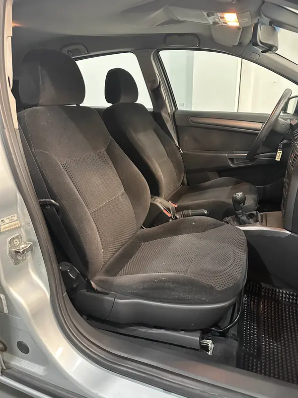 Mira esta publicación de Chevrolet Vectra 2008 en Motordil