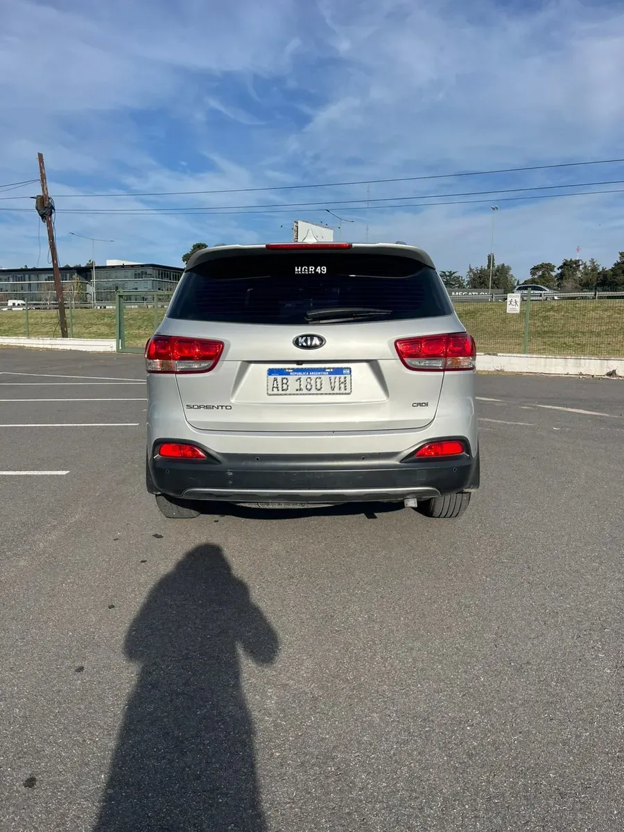 Mira esta publicación de KIA Sorento 2017 en Motordil