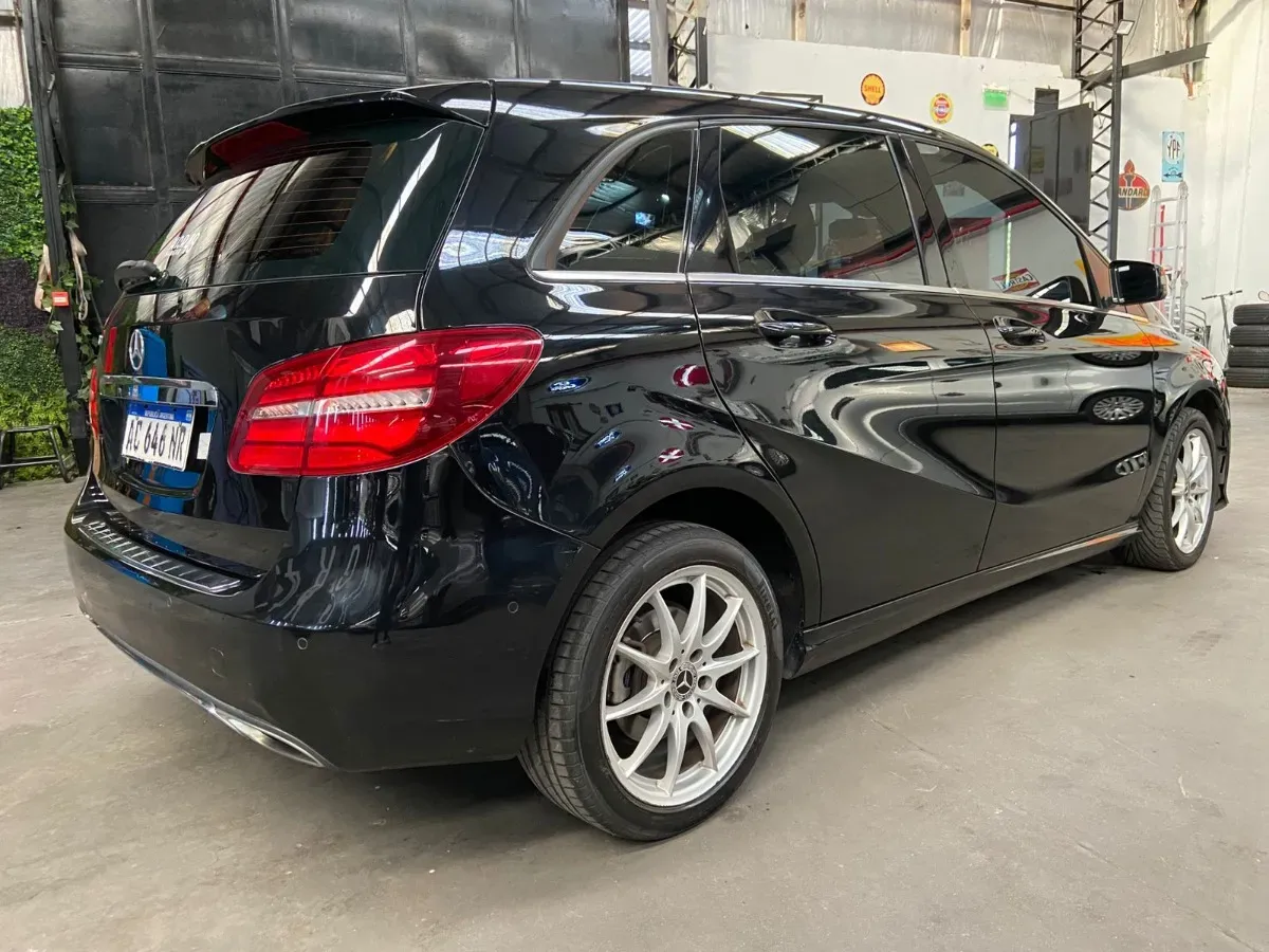 Mira esta publicación de Mercedes Benz Clase B 2018 en Motordil