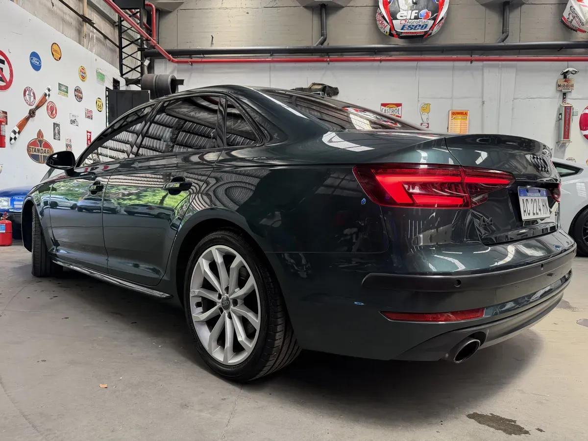 Mira esta publicación de Audi A4 2018 en Motordil