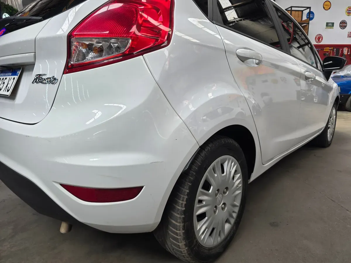 Mira esta publicación de Ford Fiesta 2017 en Motordil