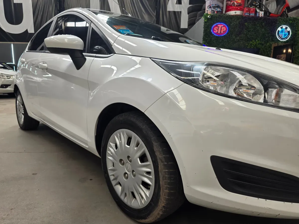 Mira esta publicación de Ford Fiesta 2017 en Motordil