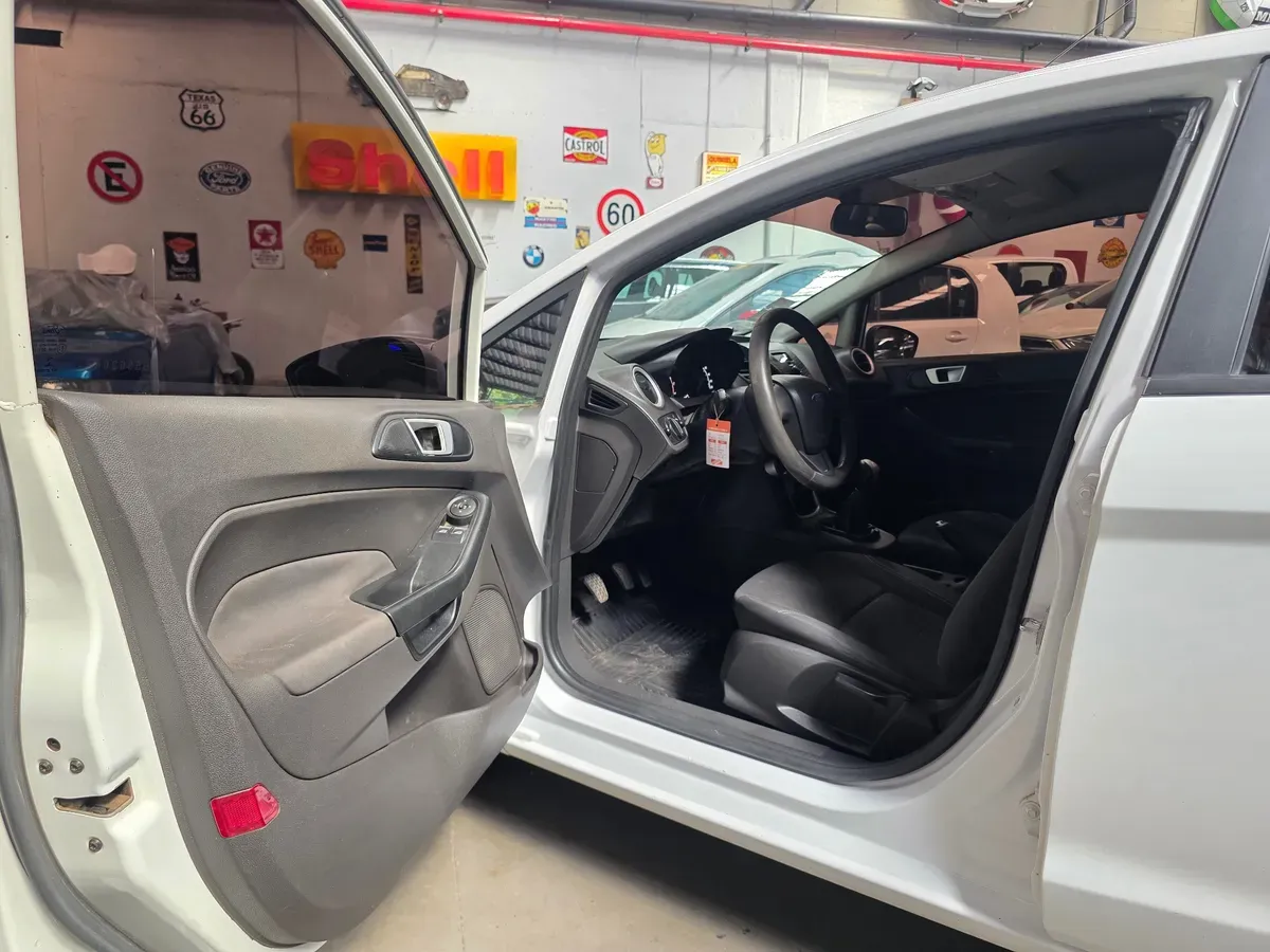 Mira esta publicación de Ford Fiesta 2017 en Motordil