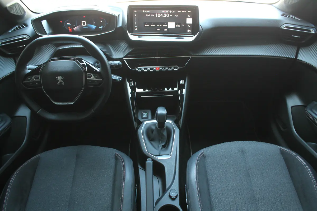 Mira esta publicación de Peugeot 208 2022 en Motordil