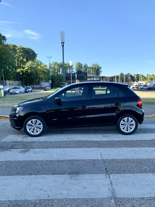 Mira esta publicación de Volkswagen Gol Trend 2020 en Motordil