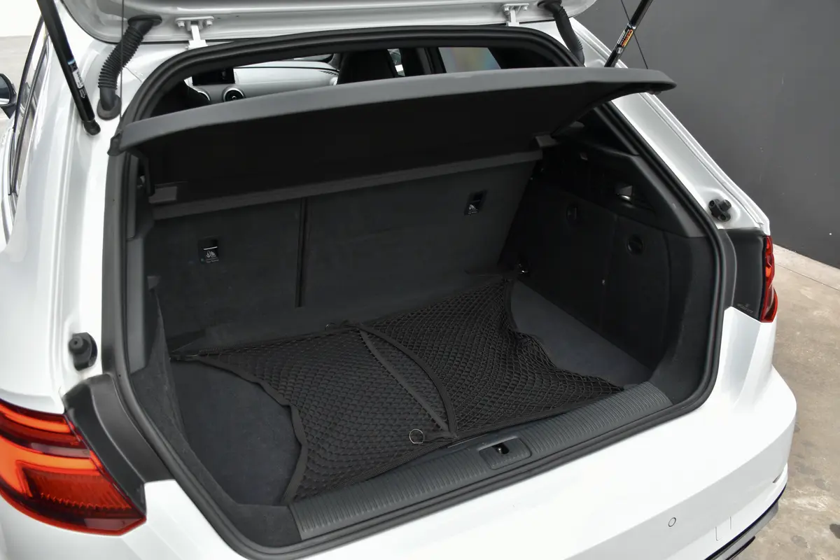 Mira esta publicación de Audi RS3 2018 en Motordil