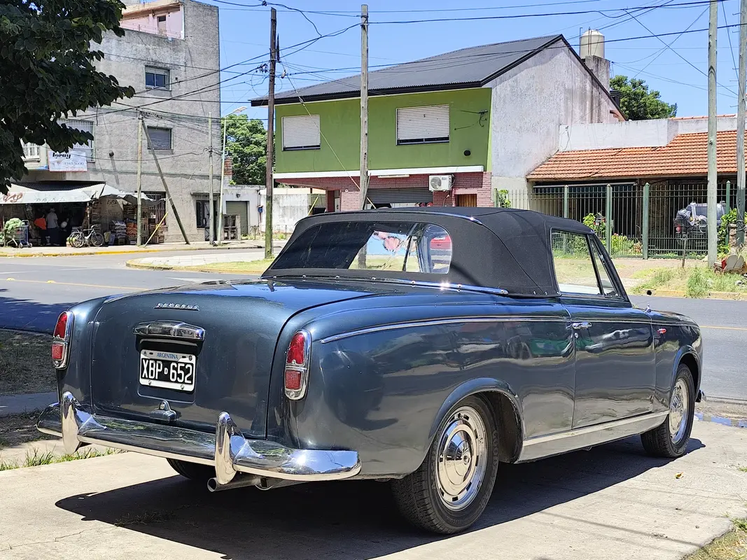 Mira esta publicación de Peugeot 403 1957 en Motordil