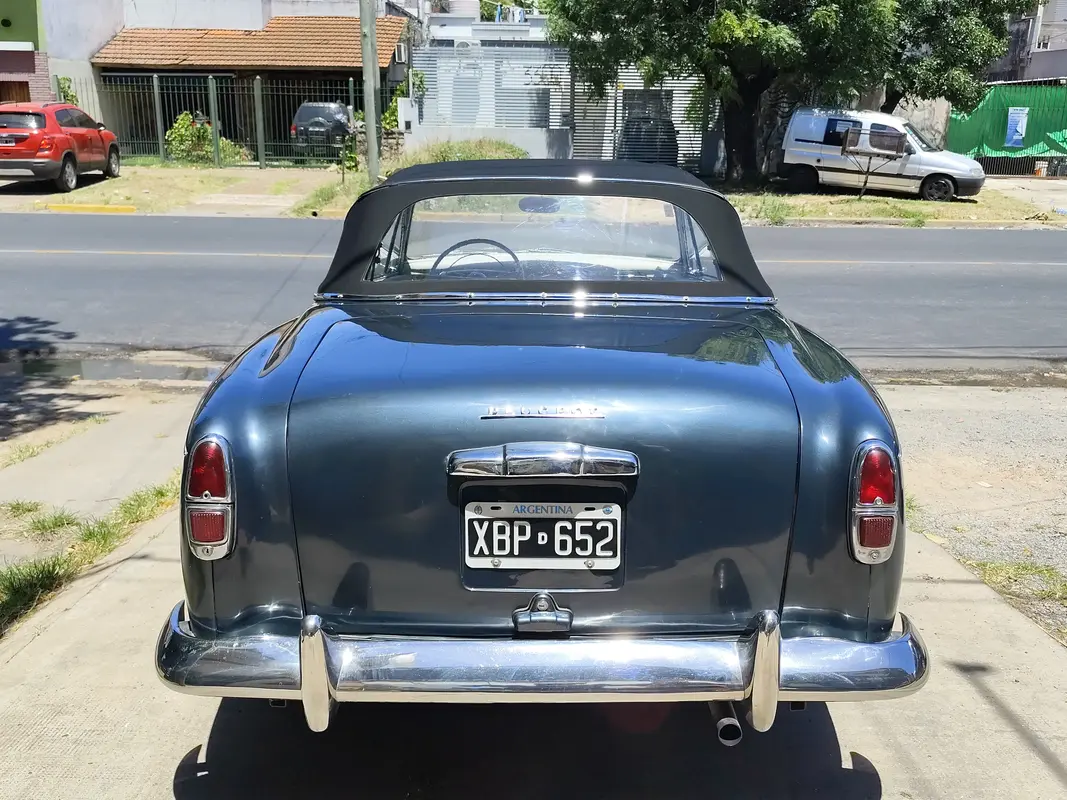 Mira esta publicación de Peugeot 403 1957 en Motordil