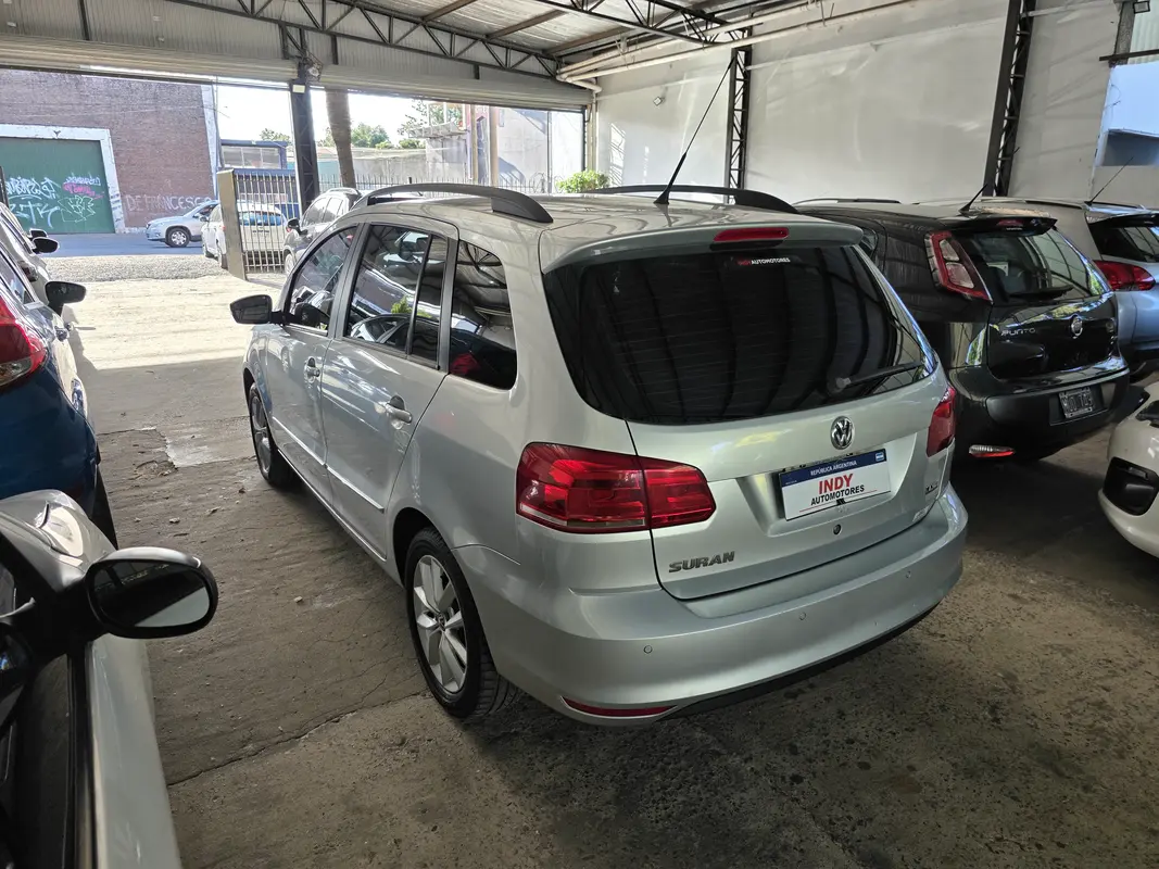 Mira esta publicación de Volkswagen Suran 2016 en Motordil